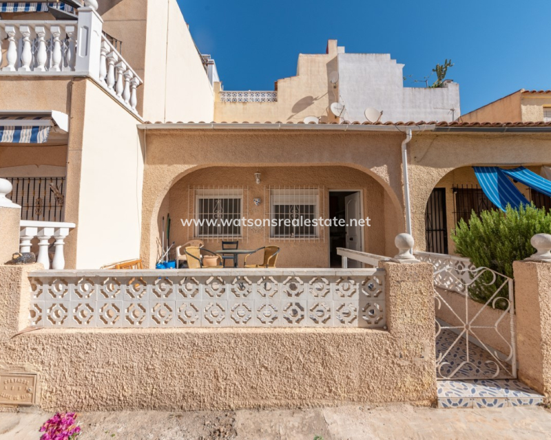 Resale - Reihenhaus - Urb. La Marina