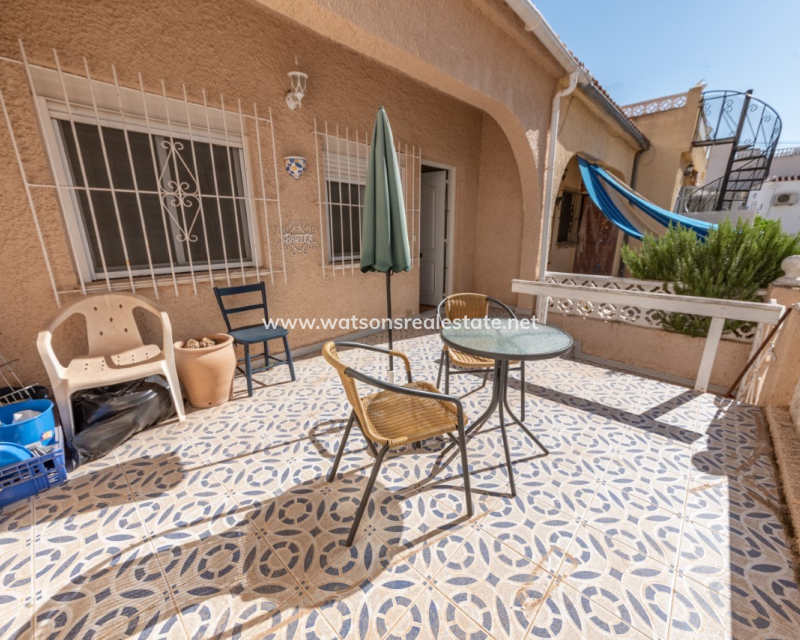 Resale - Reihenhaus - Urb. La Marina