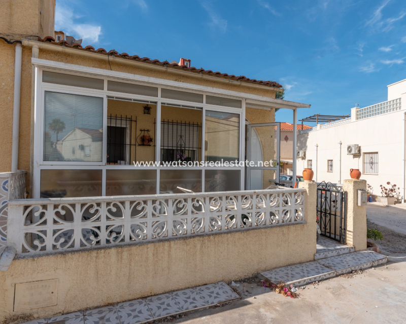 Resale - Reihenhaus - Urb. La Marina