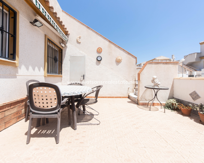 Resale - Reihenhaus - Urb. La Marina