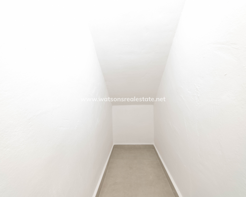 Resale - Reihenhaus - Urb. La Marina