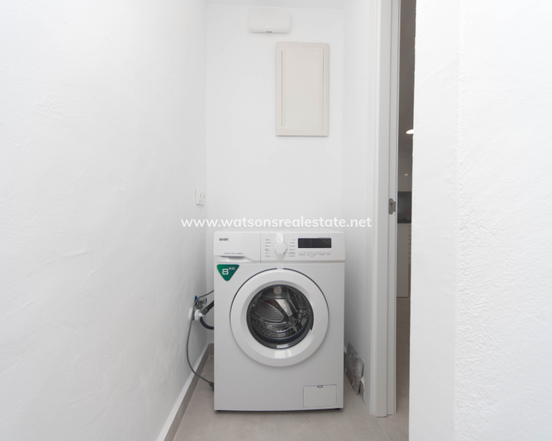 Resale - Reihenhaus - Urb. La Marina