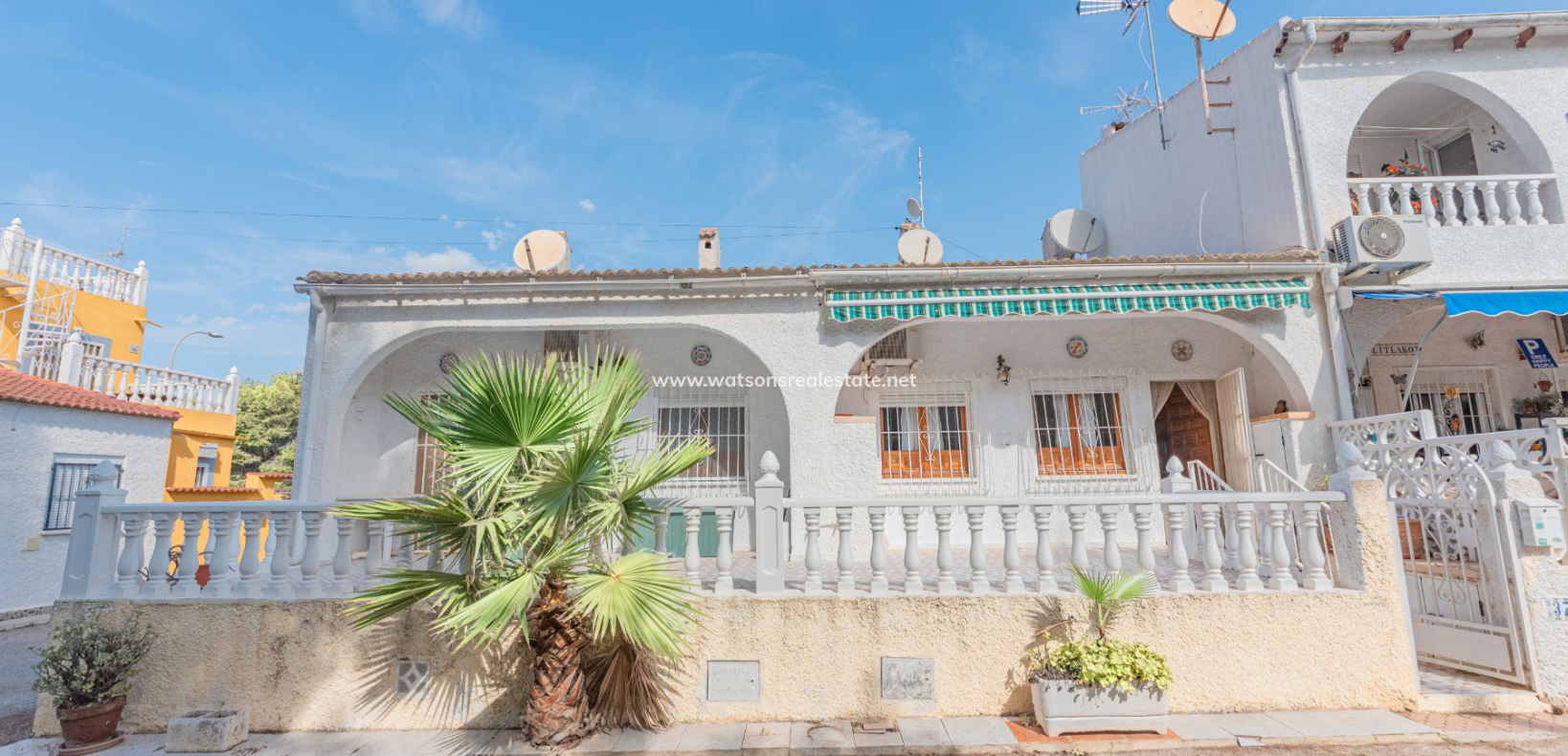 Resale - Reihenhaus - Urb. La Marina