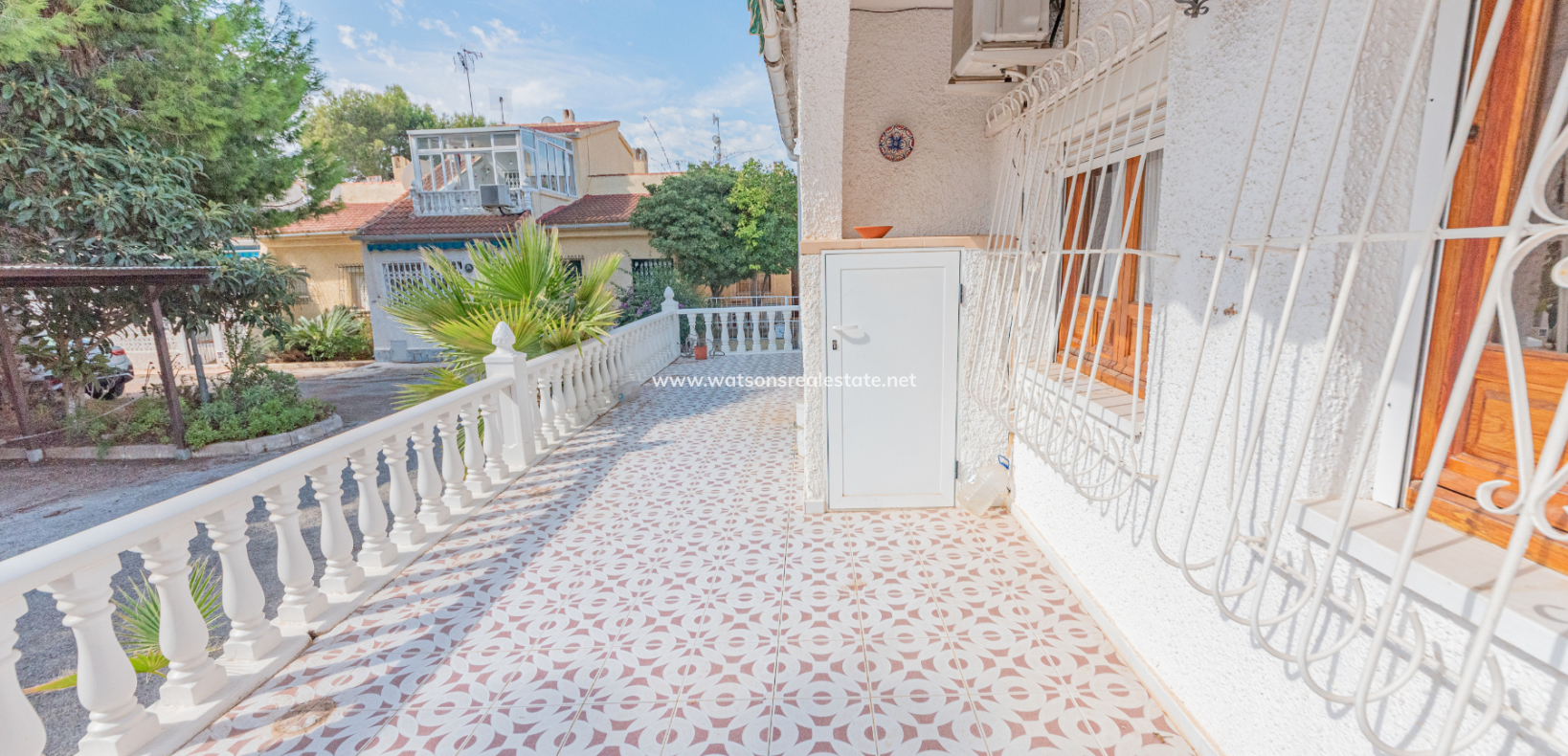 Resale - Reihenhaus - Urb. La Marina