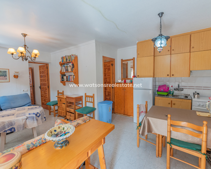 Resale - Reihenhaus - Urb. La Marina