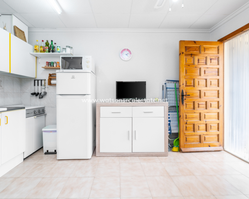 Resale - Reihenhaus - Urb. La Marina