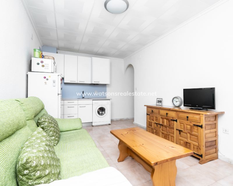 Resale - Reihenhaus - Urb. La Marina