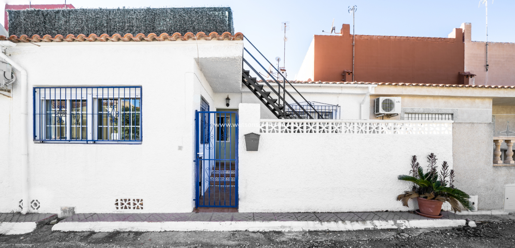 Resale - Reihenhaus - Urb. La Marina