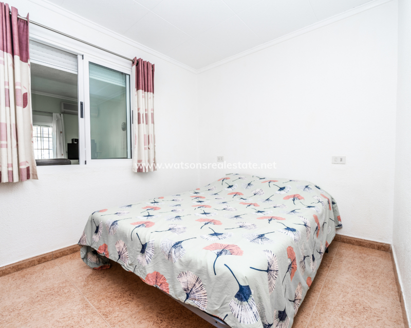 Resale - Reihenhaus - Urb. La Marina