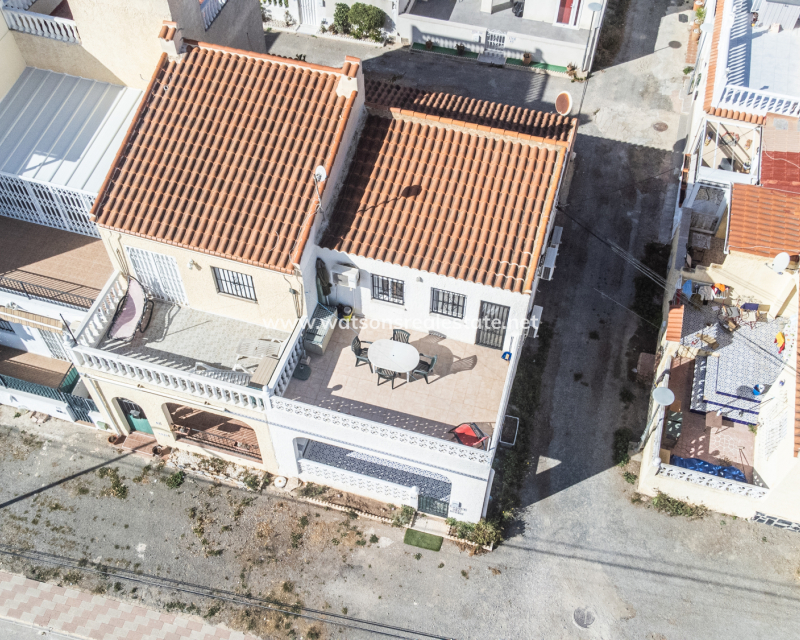 Resale - Reihenhaus - Urb. La Marina