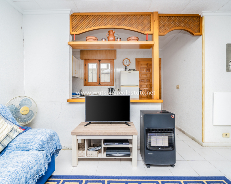 Resale - Reihenhaus - Urb. La Marina