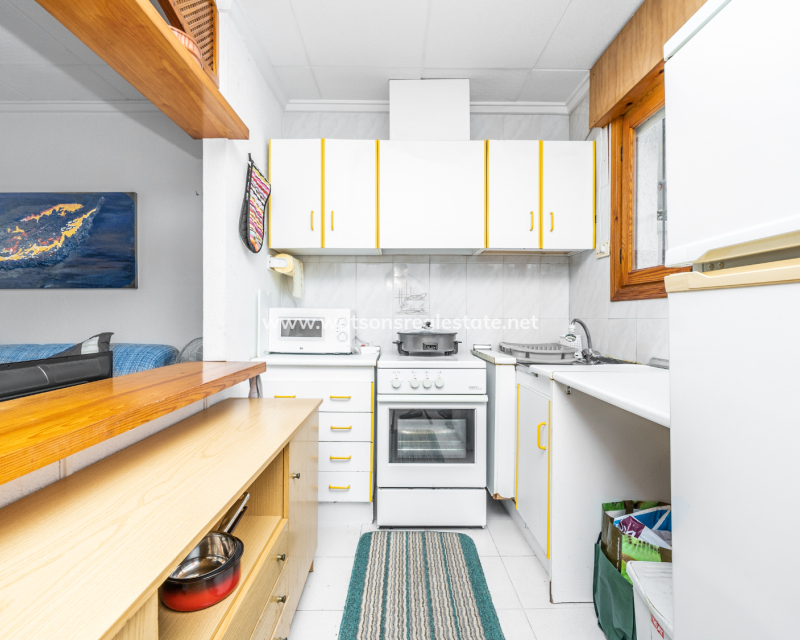 Resale - Reihenhaus - Urb. La Marina