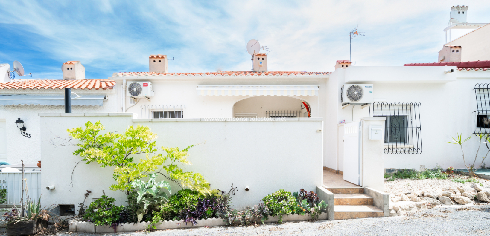 Resale - Reihenhaus - Urb. La Marina