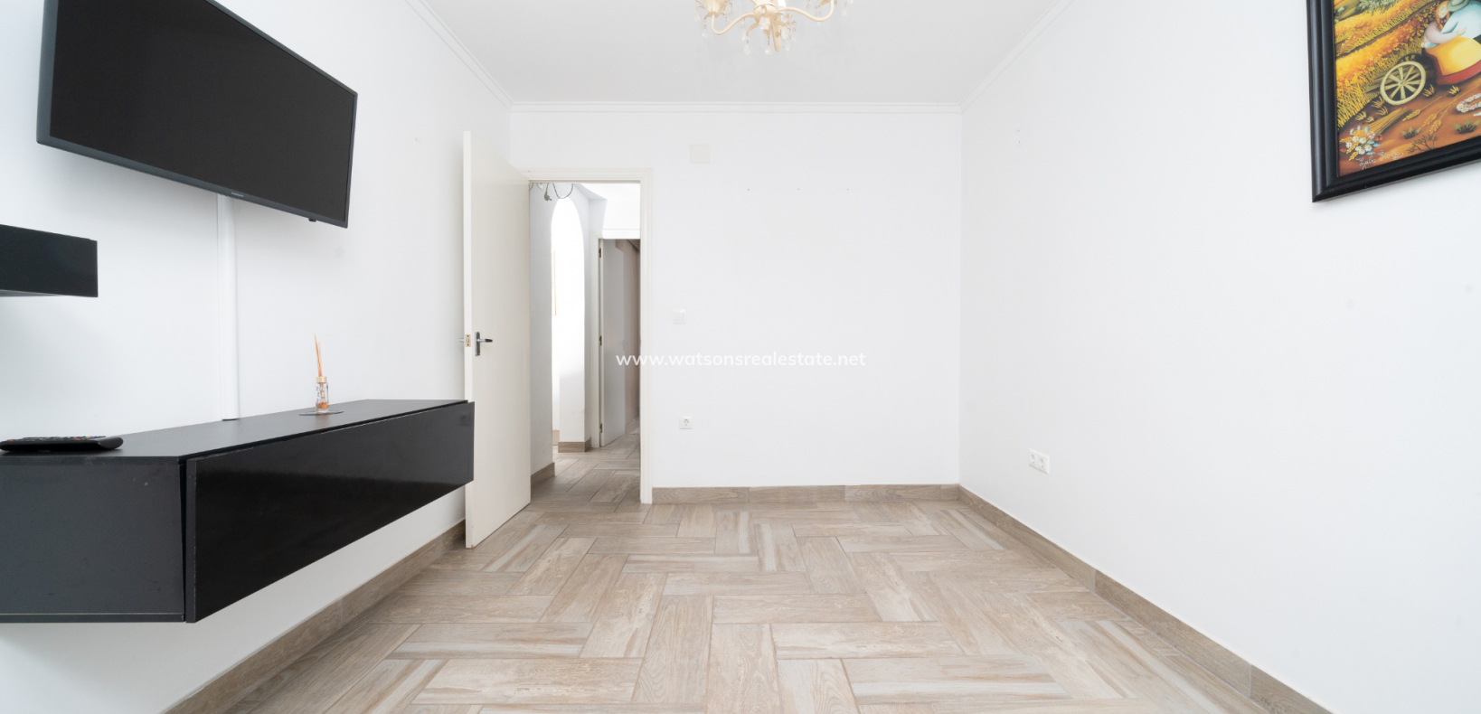 Resale - Reihenhaus - Urb. La Marina