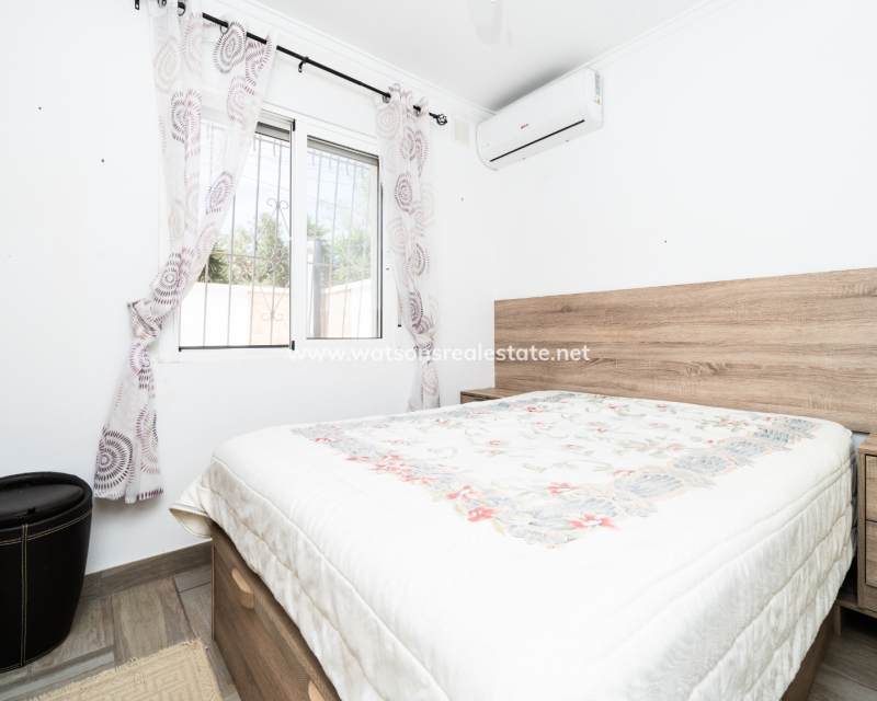 Resale - Reihenhaus - Urb. La Marina