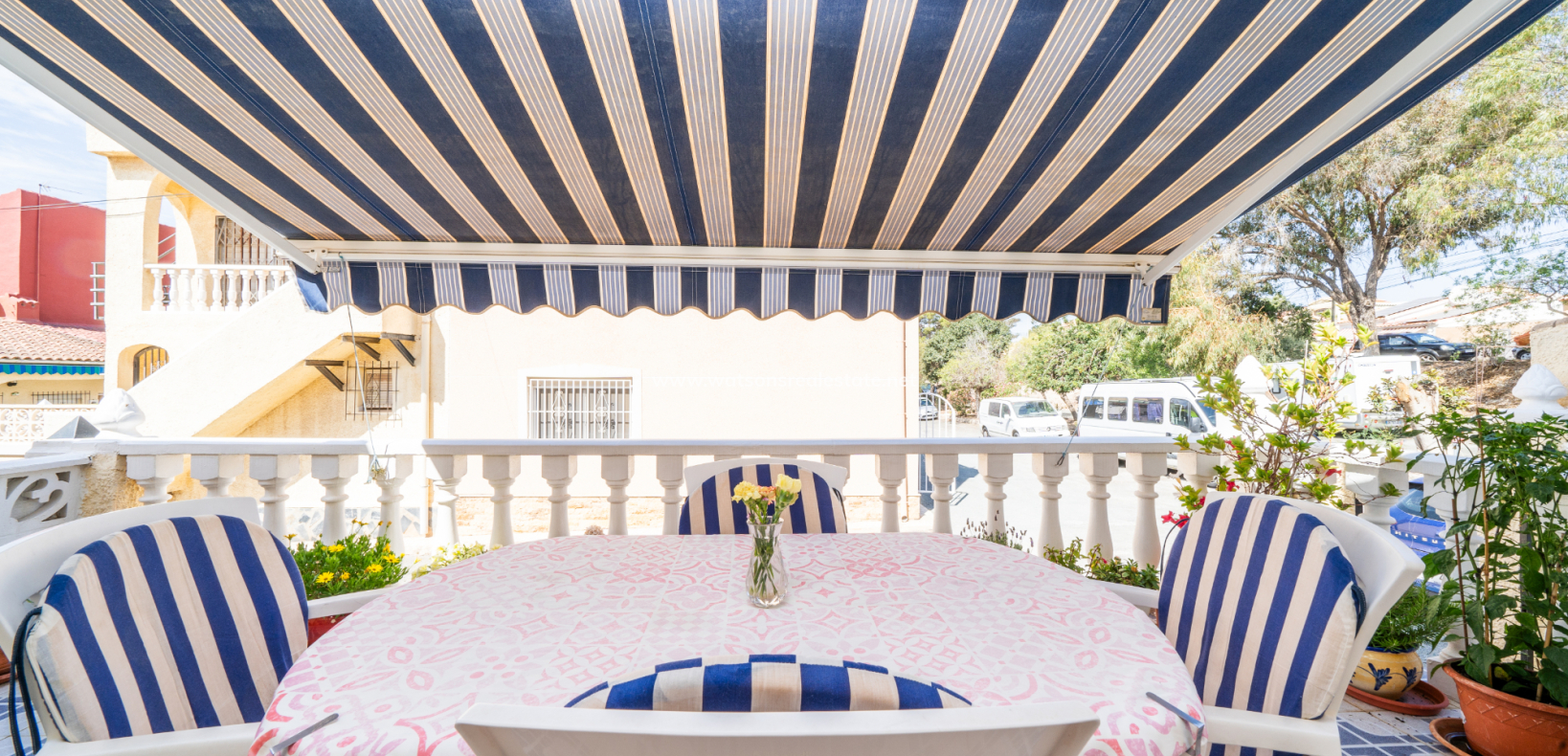 Resale - Reihenhaus - Urb. La Marina