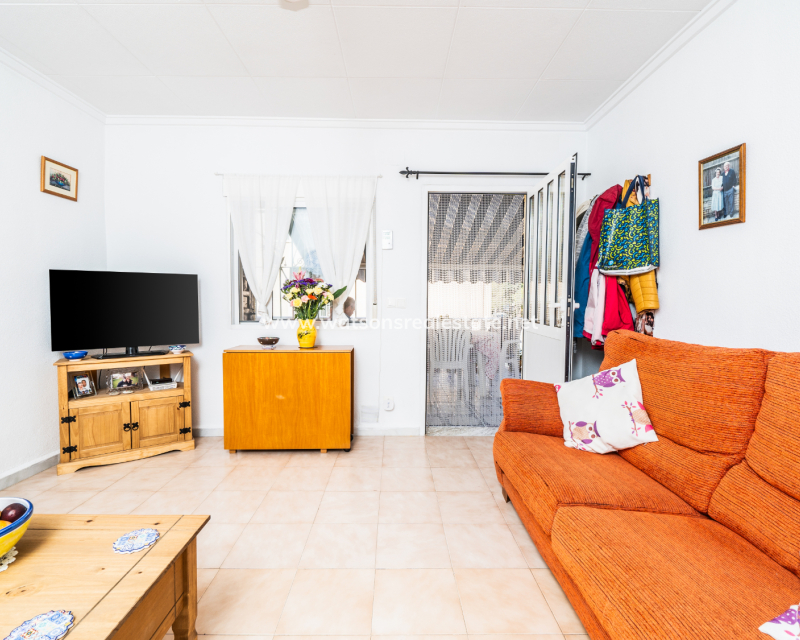 Resale - Reihenhaus - Urb. La Marina