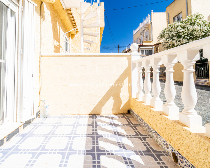 Resale - Reihenhaus - Urb. La Marina