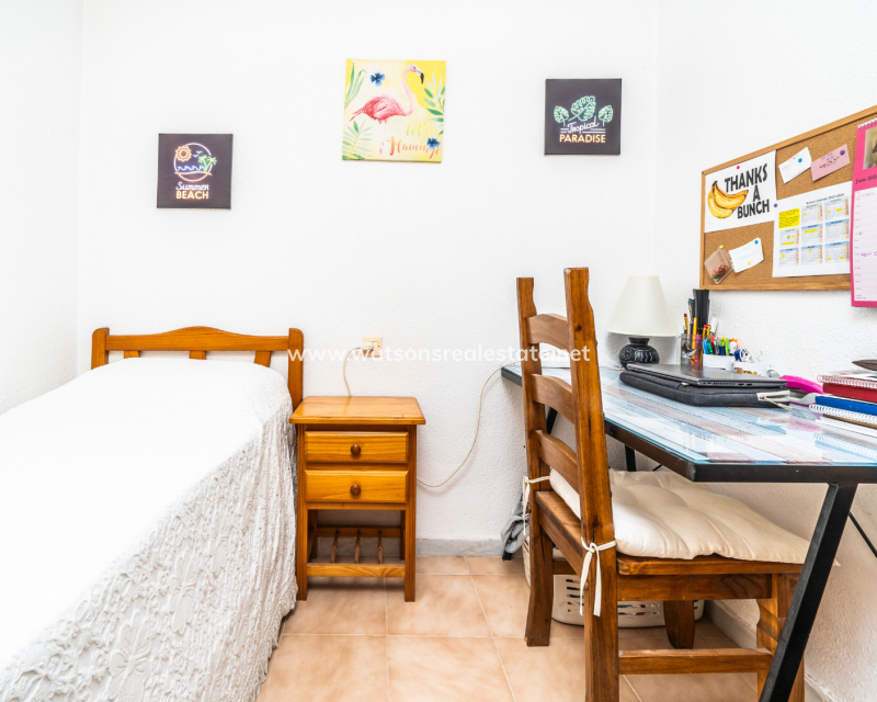 Resale - Reihenhaus - Urb. La Marina