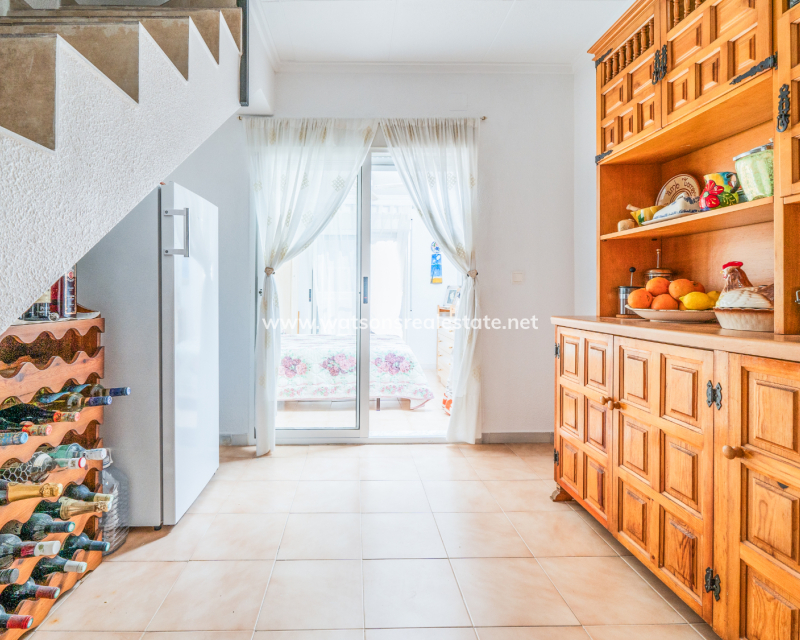 Resale - Reihenhaus - Urb. La Marina