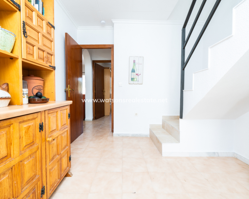 Resale - Reihenhaus - Urb. La Marina