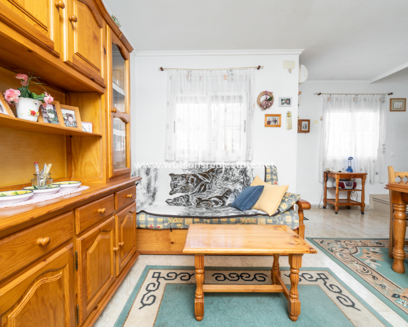 Resale - Reihenhaus - Urb. La Marina