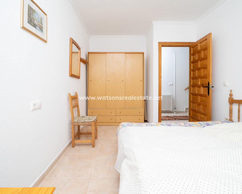 Resale - Reihenhaus - Urb. La Marina