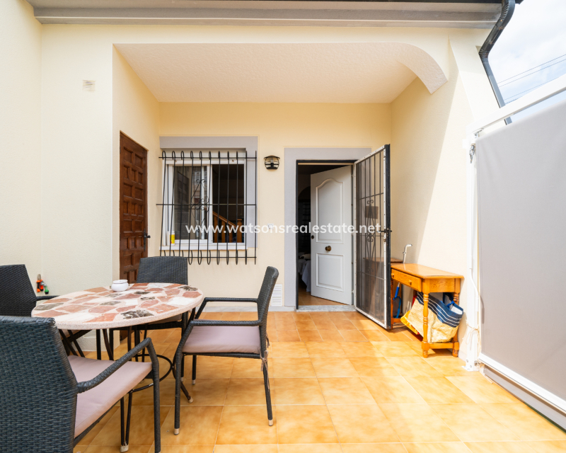 Resale - Reihenhaus - Urb. La Marina