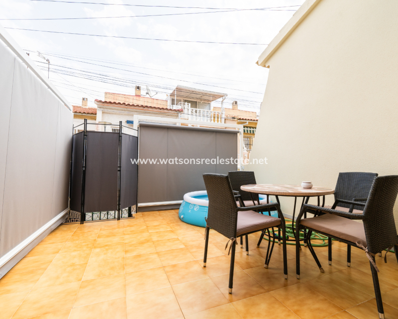 Resale - Reihenhaus - Urb. La Marina