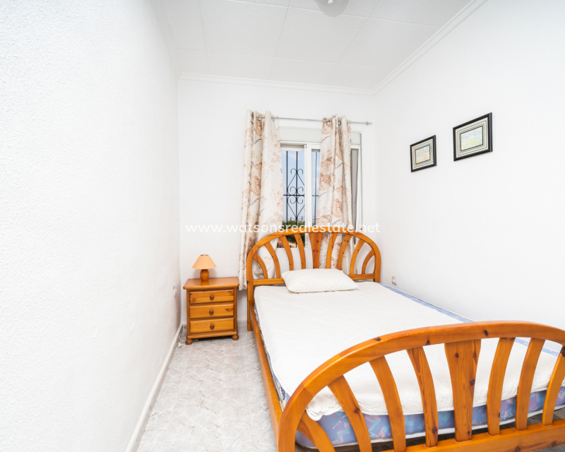 Resale - Reihenhaus - Urb. La Marina