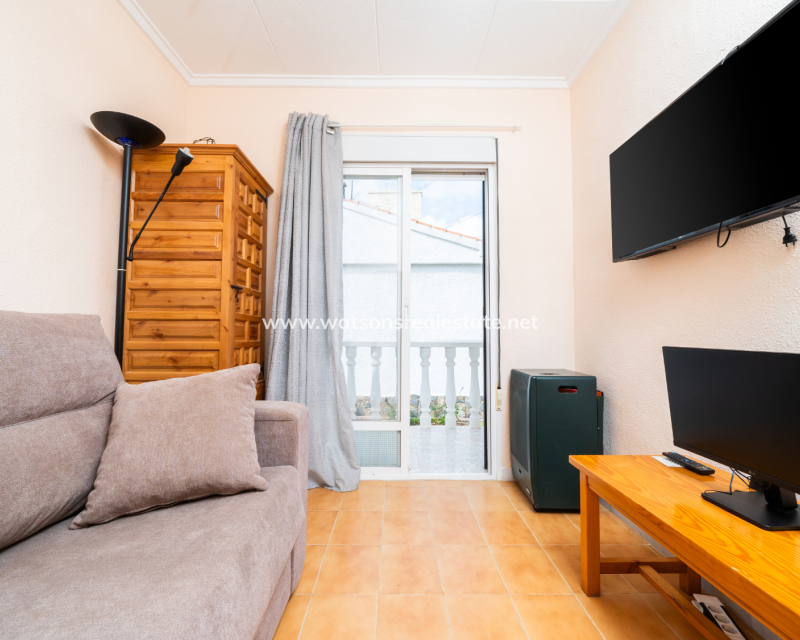 Resale - Reihenhaus - Urb. La Marina