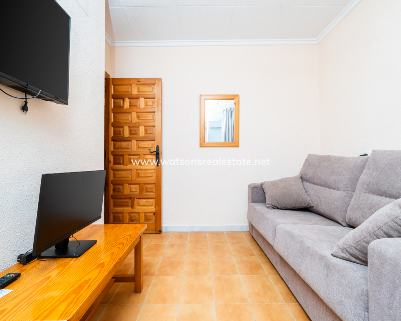 Resale - Reihenhaus - Urb. La Marina