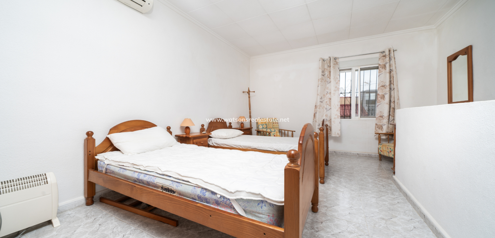 Resale - Reihenhaus - Urb. La Marina