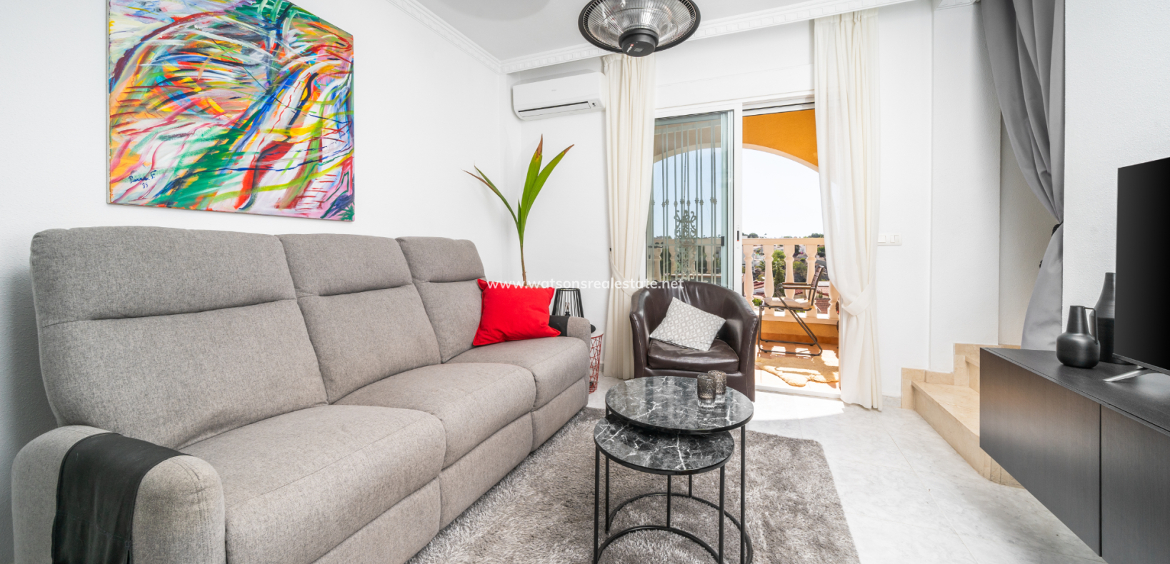 Resale - Reihenhaus - Urb. La Marina