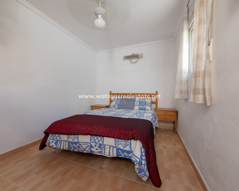 Resale - Reihenhaus - Urb. La Marina