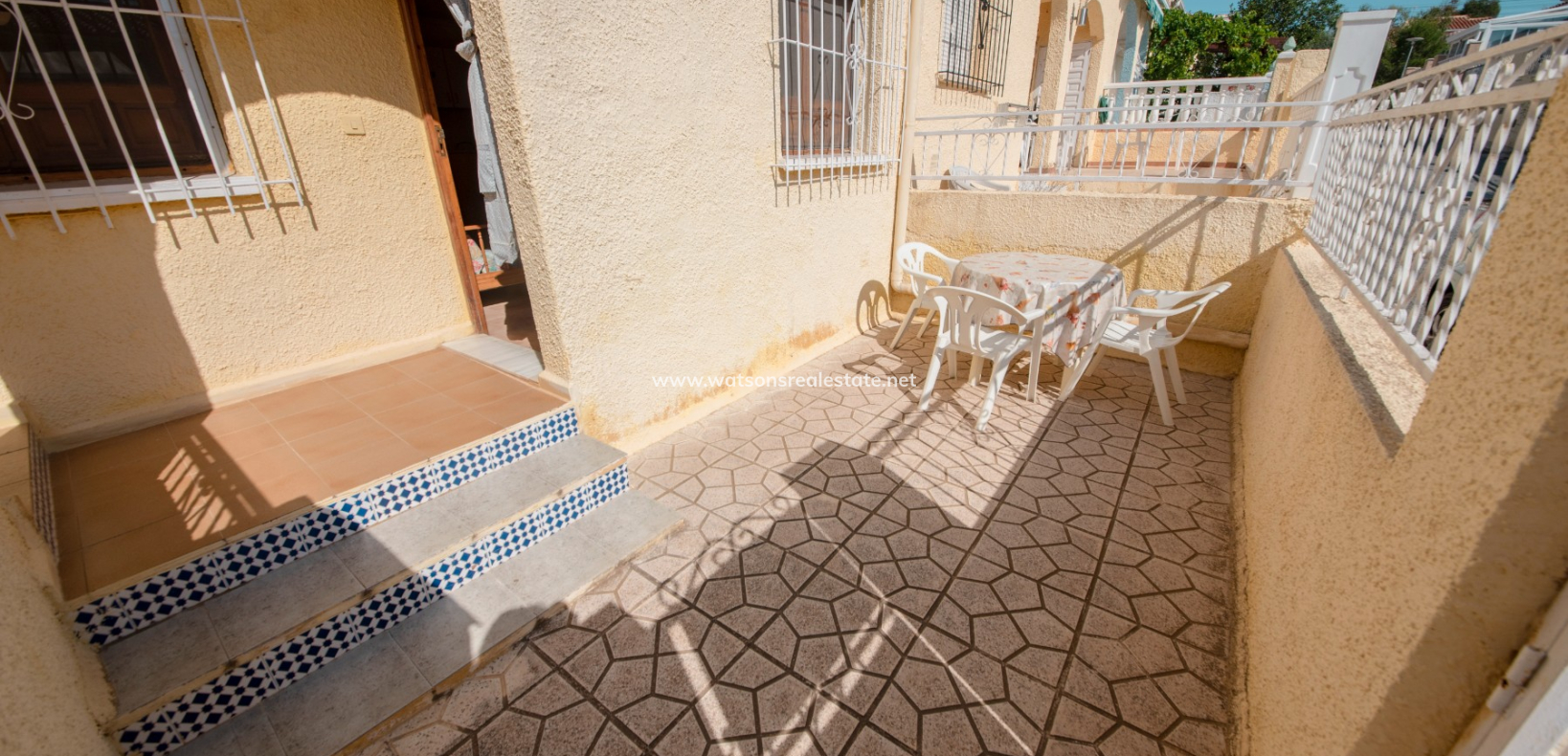 Resale - Reihenhaus - Urb. La Marina