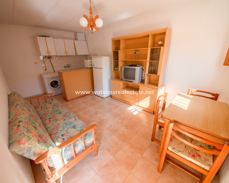 Resale - Reihenhaus - Urb. La Marina