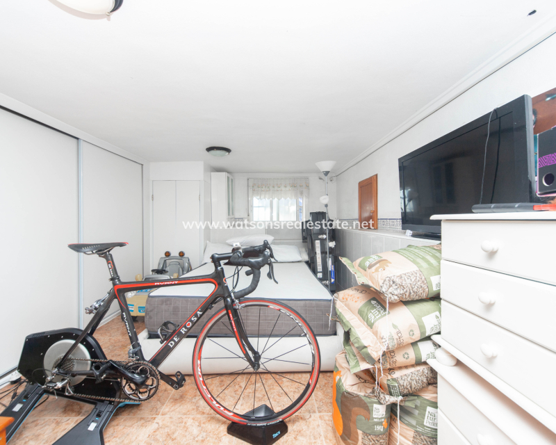 Resale - Reihenhaus - Urb. La Marina