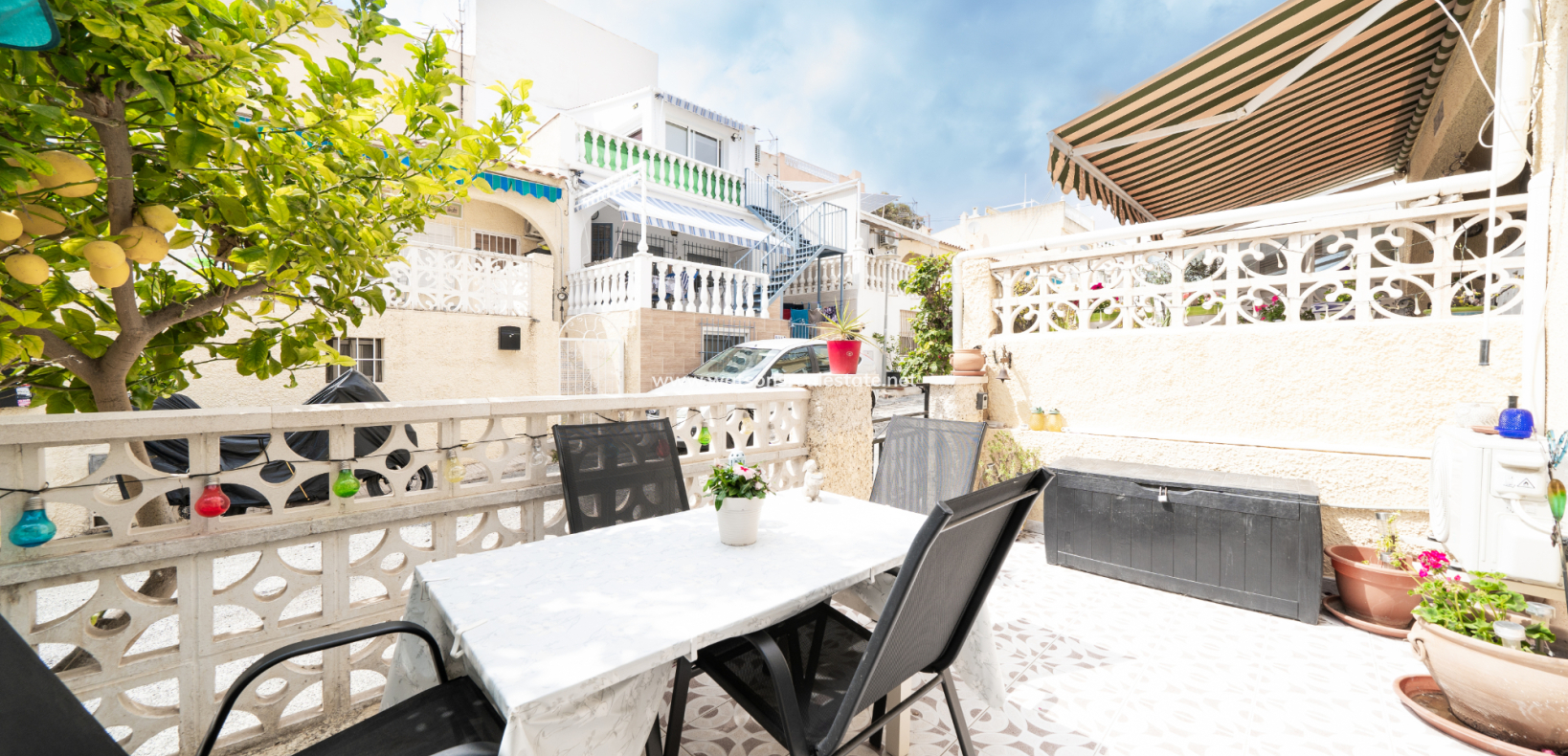 Resale - Reihenhaus - Urb. La Marina