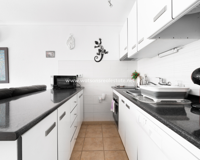 Resale - Reihenhaus - Urb. La Marina