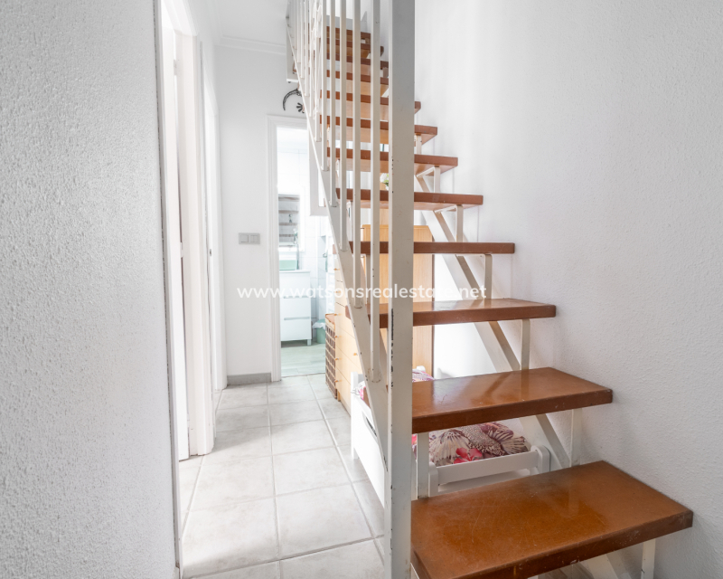 Resale - Reihenhaus - Urb. La Marina