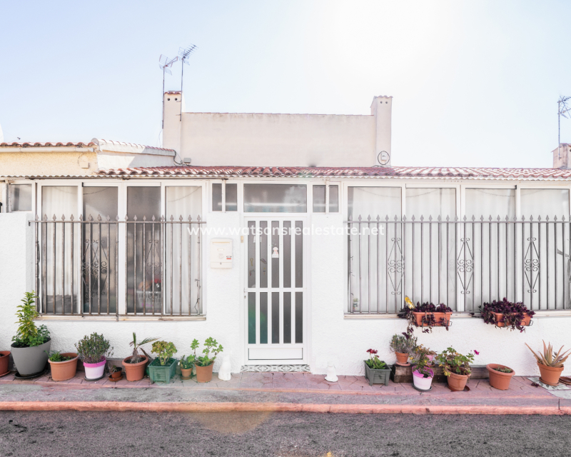 Resale - Reihenhaus - Urb. La Marina