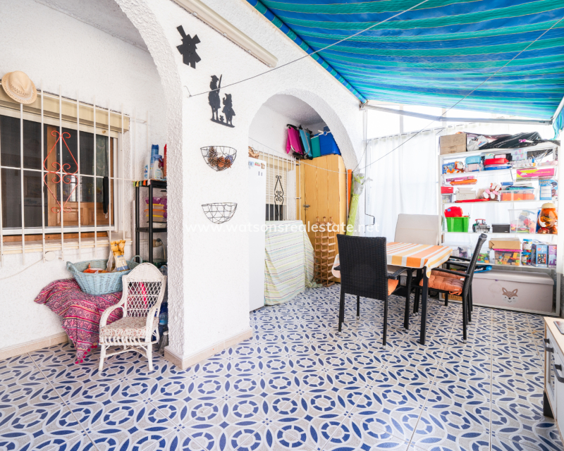 Resale - Reihenhaus - Urb. La Marina