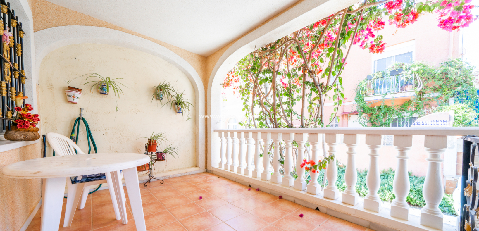 Resale - Reihenhaus - Urb. La Marina