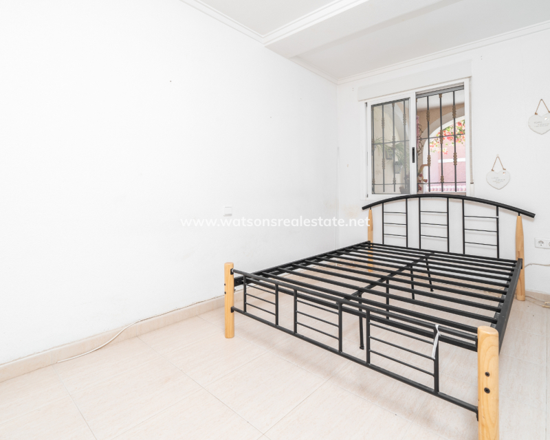 Resale - Reihenhaus - Urb. La Marina