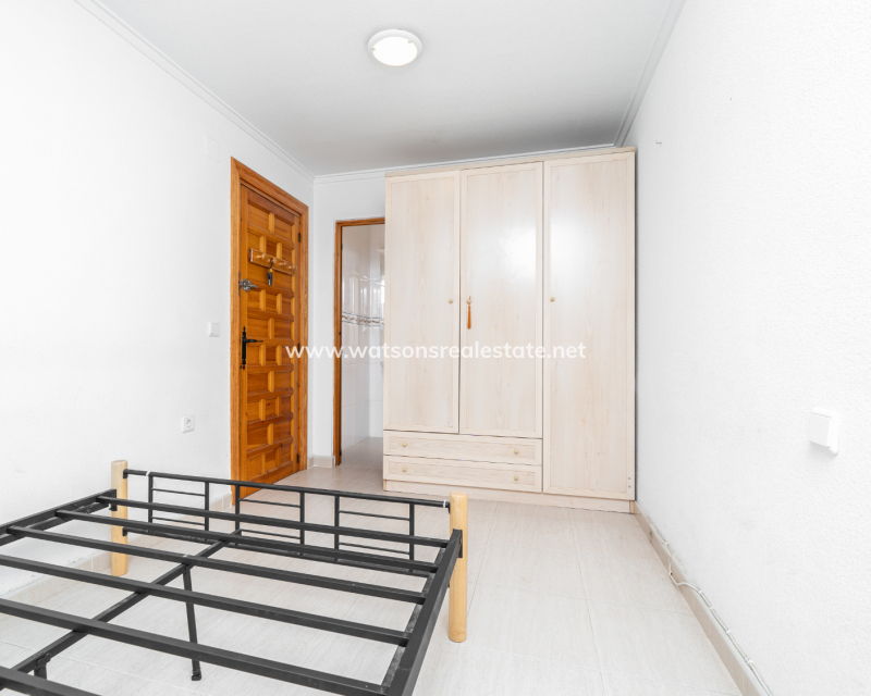 Resale - Reihenhaus - Urb. La Marina