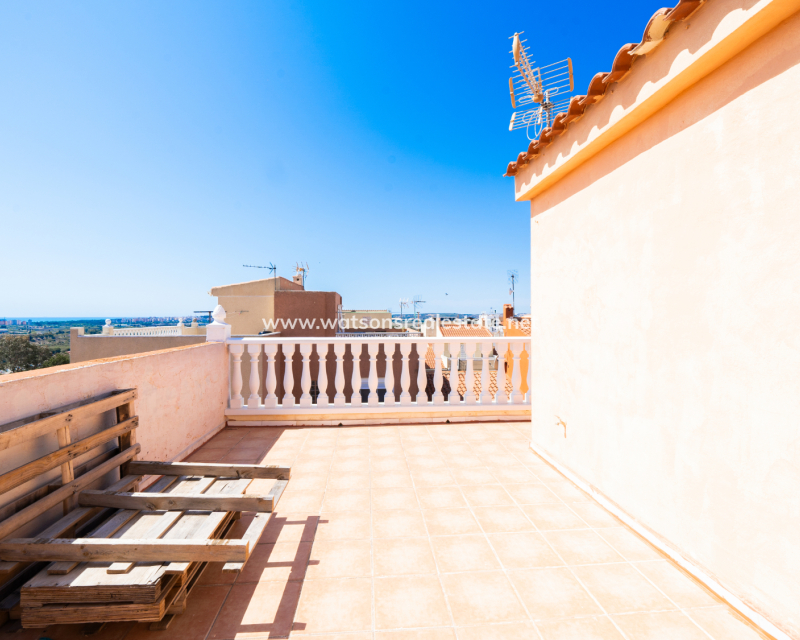 Resale - Reihenhaus - Urb. La Marina