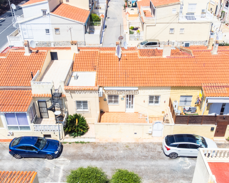 Resale - Reihenhaus - Urb. La Marina