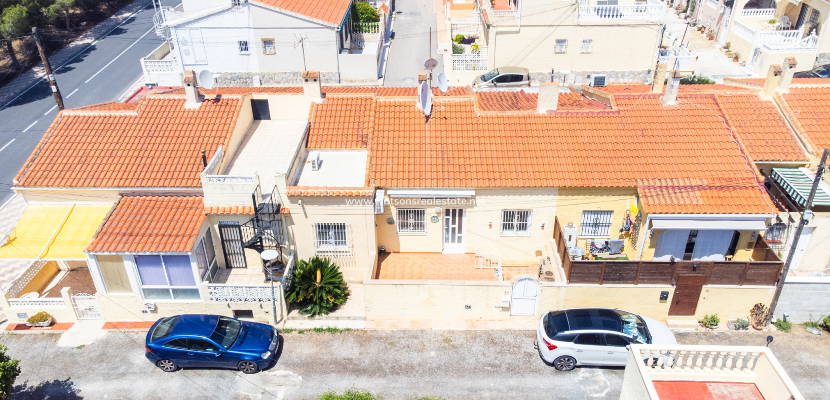 Resale - Reihenhaus - Urb. La Marina