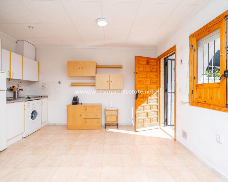 Resale - Reihenhaus - Urb. La Marina